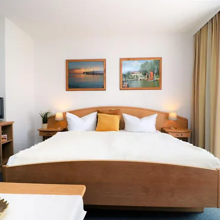 Apartment Ferienzimmeranlage Deutsches Haus Deutsches Haus App 25 Wustrow (Fischland)