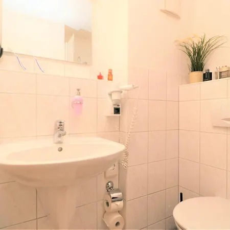 Ferienzimmeranlage Deutsches Haus Deutsches Haus App 25 Wustrow (Fischland)